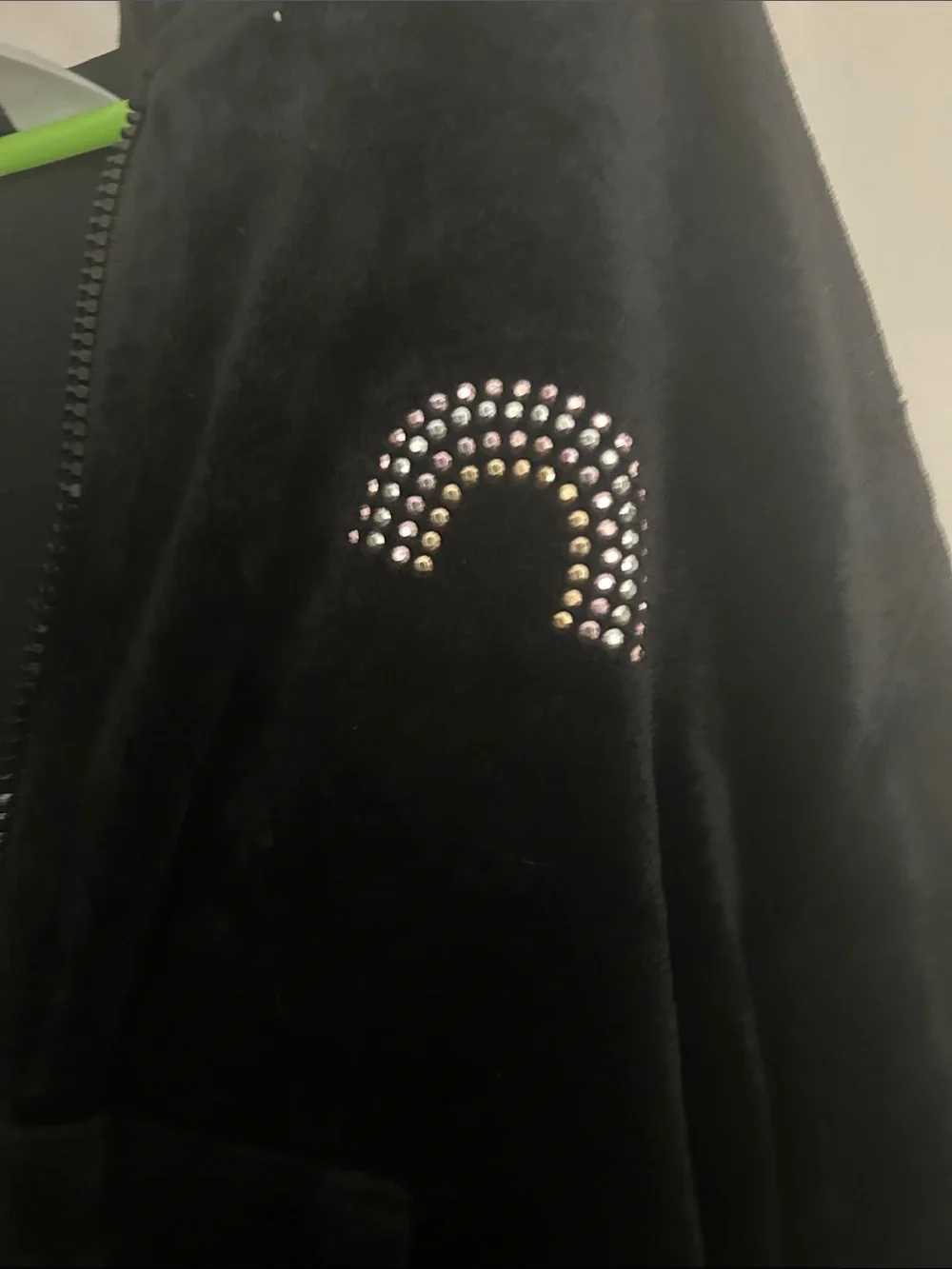 H&M crescent versatile kangaroo